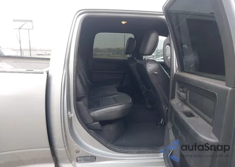 2021 Ram 3500 Tradesman 4X4 8' Box z USA, uszkodzony, nr VIN 3C63RRGL9MG618417